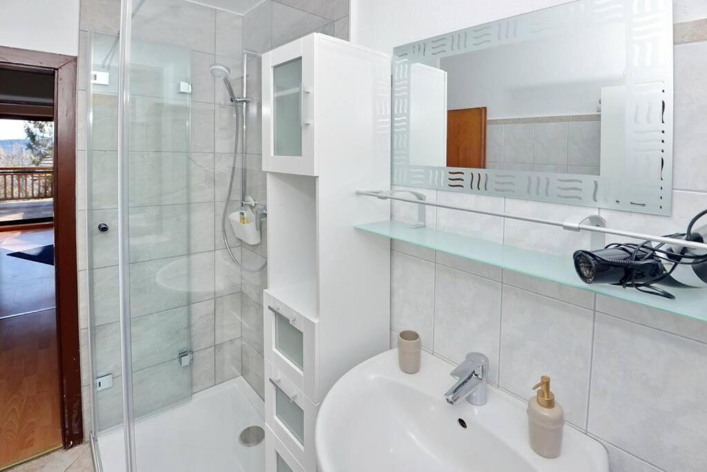 Ferienwohnung Karawankenblick Bach  Экстерьер фото